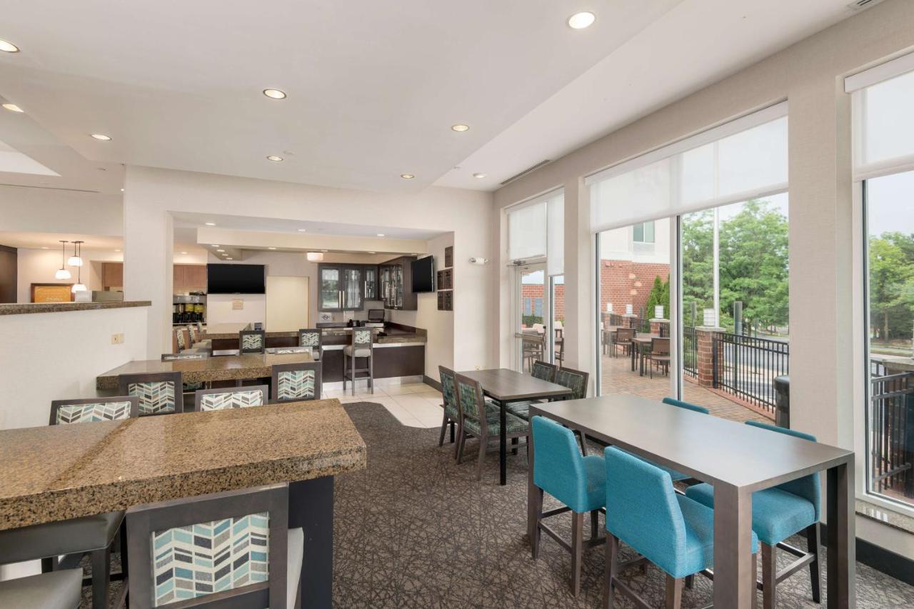 Hilton Garden Inn Silver Spring White Oak Buitenkant foto