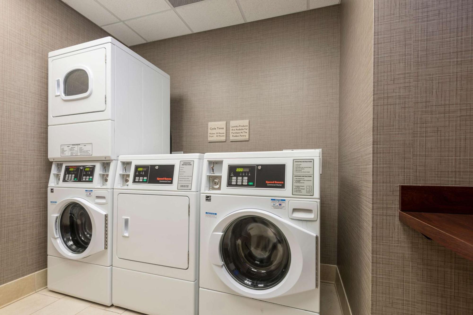 Hilton Garden Inn Silver Spring White Oak Buitenkant foto