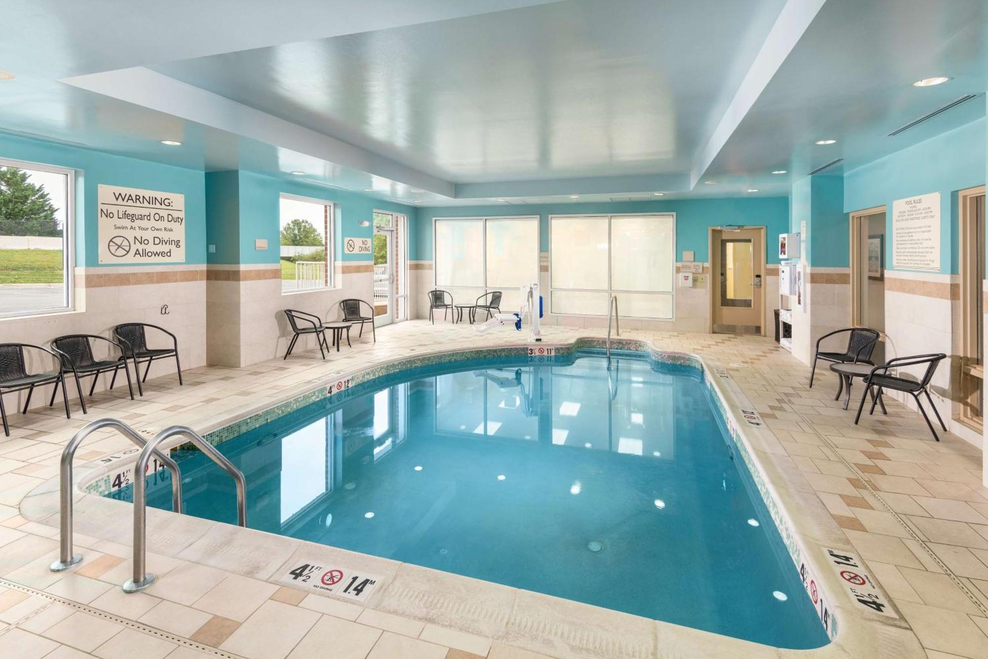 Hilton Garden Inn Silver Spring White Oak Buitenkant foto