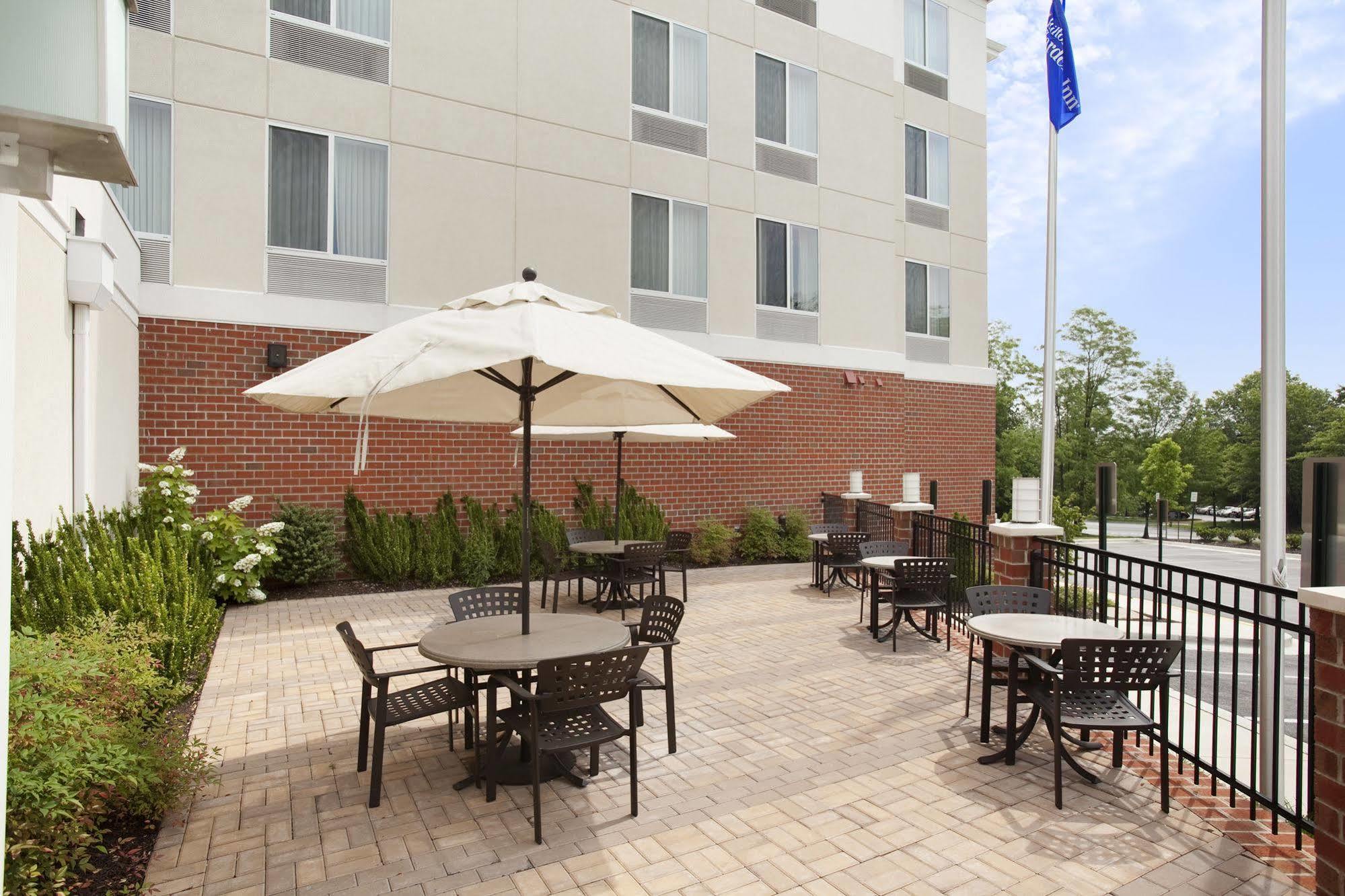 Hilton Garden Inn Silver Spring White Oak Buitenkant foto