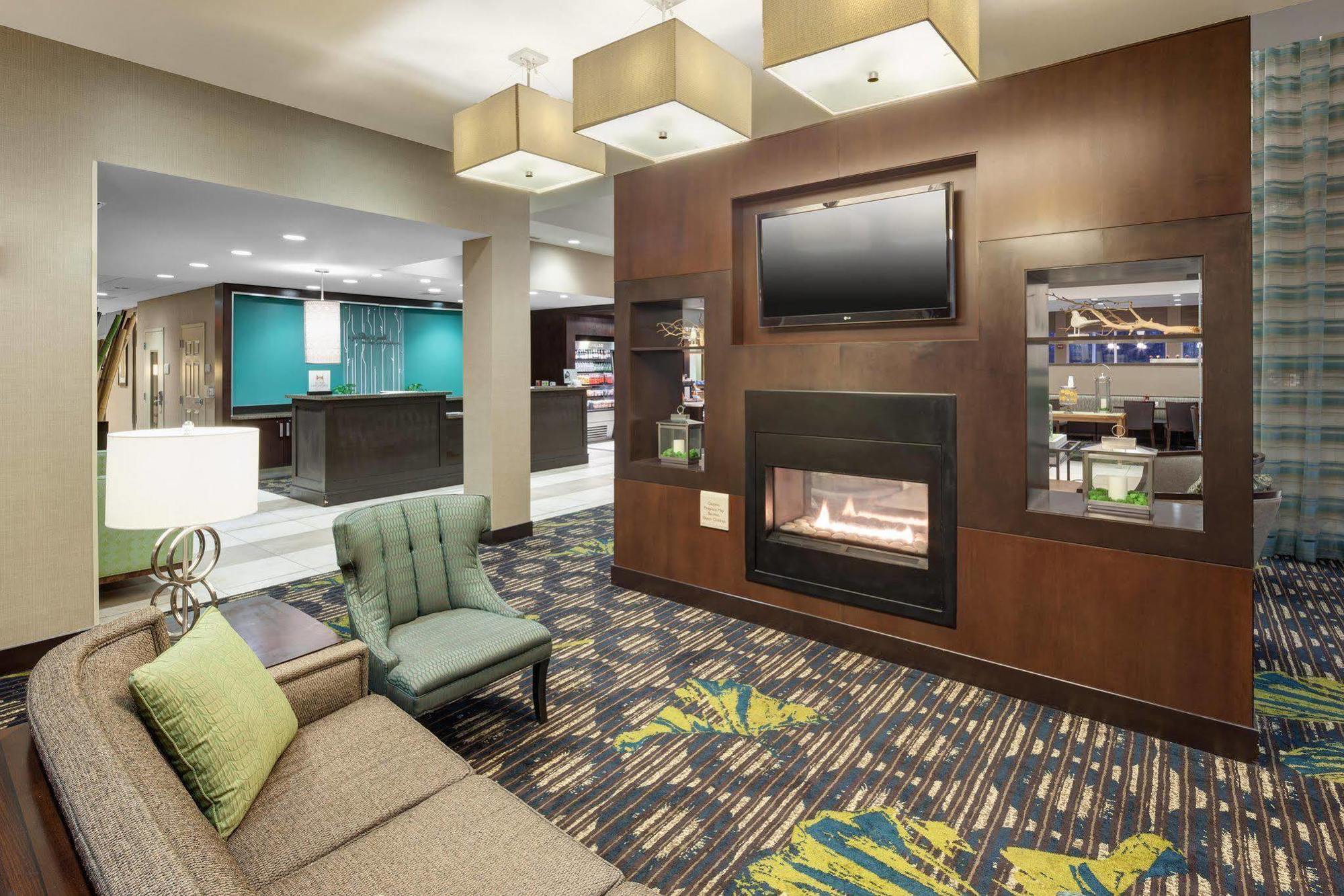 Hilton Garden Inn Silver Spring White Oak Buitenkant foto
